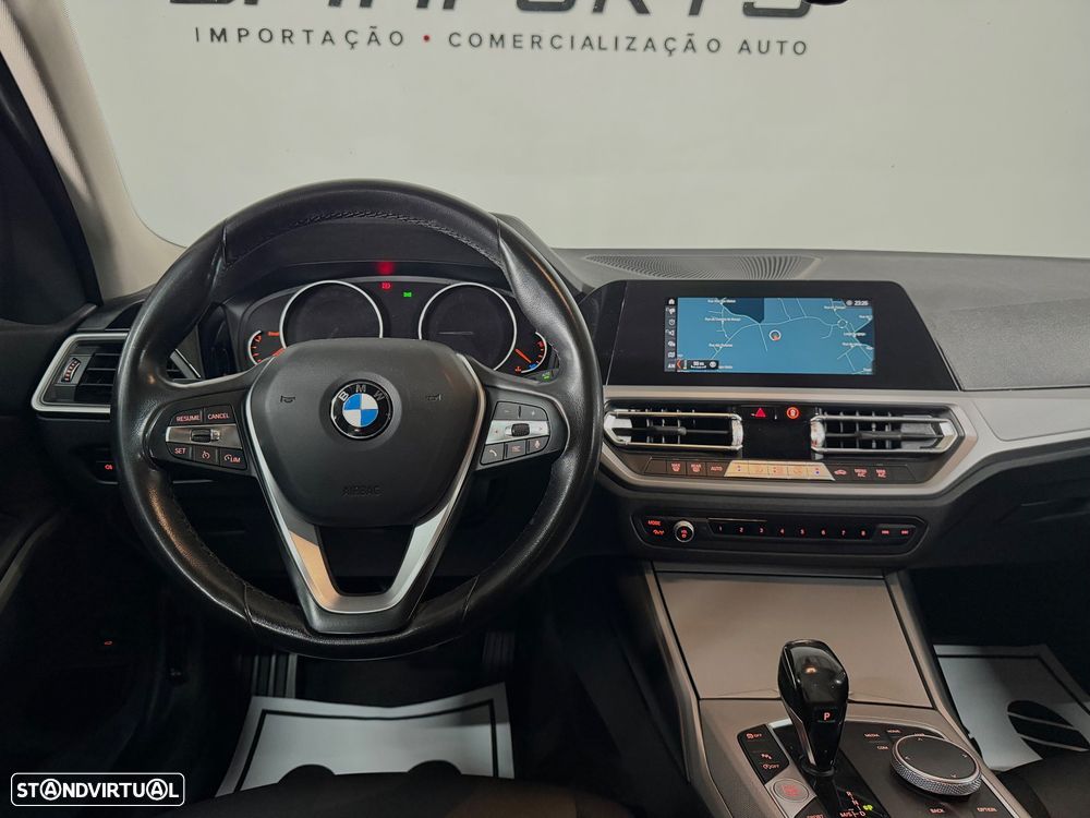 BMW 318 d Aut. Sport Line - 7