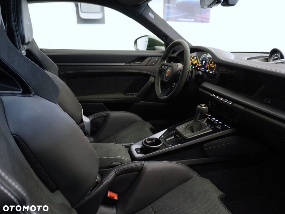 Porsche 911 GT3 PDK - 34