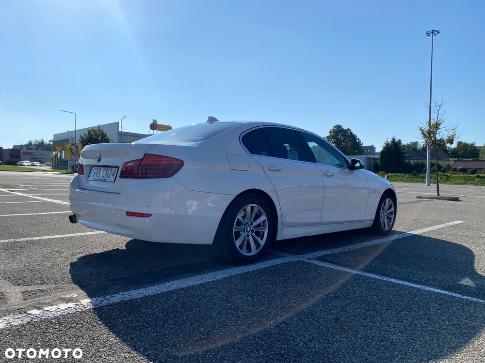 BMW Seria 5 518d Luxury Line sport - 5