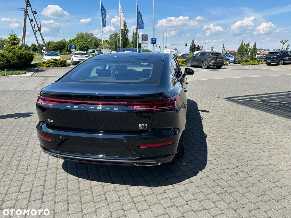 Bestune B70 2.0T Elegance - 6