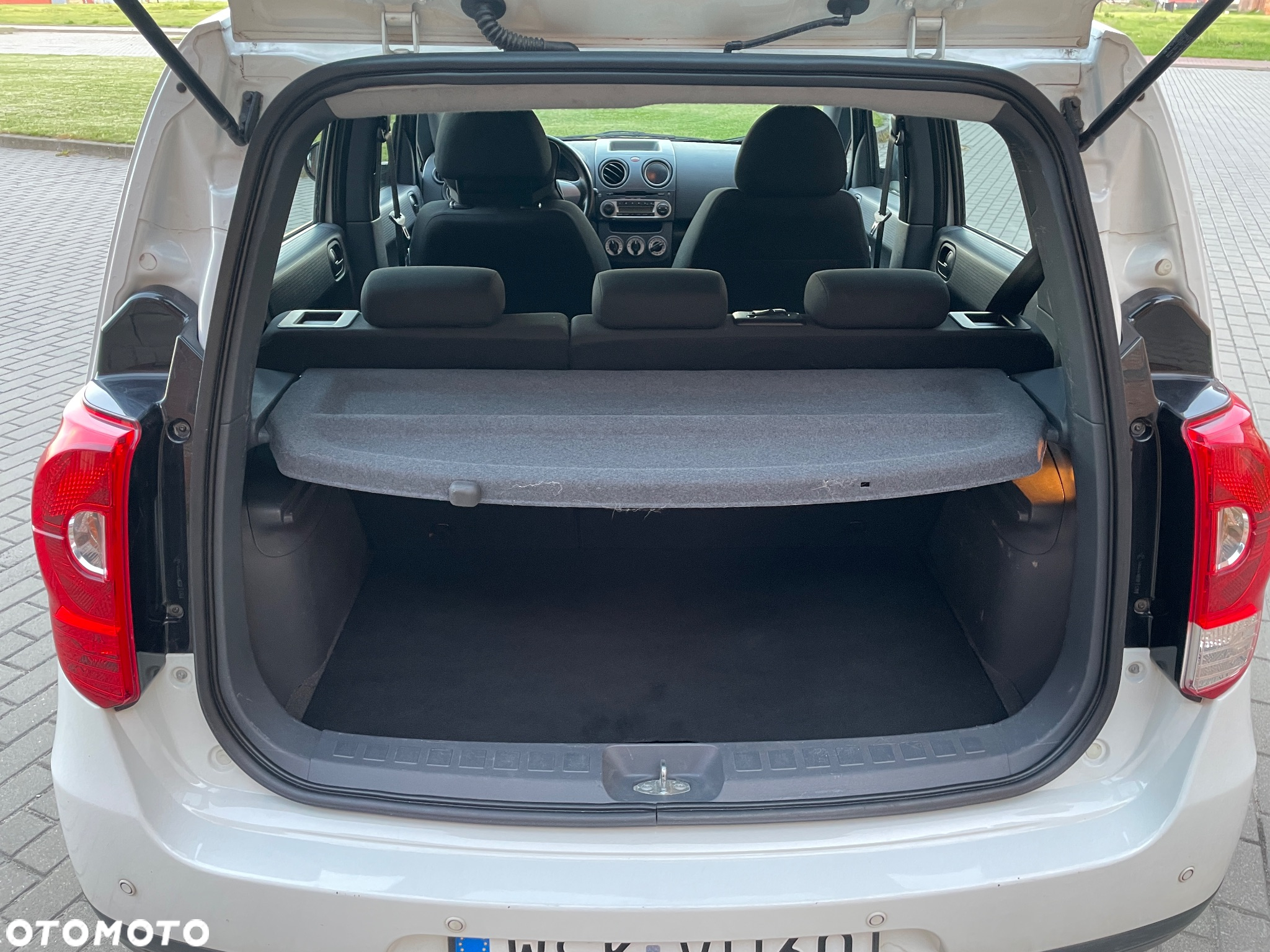 Mitsubishi Colt 1.3 Inform - 14