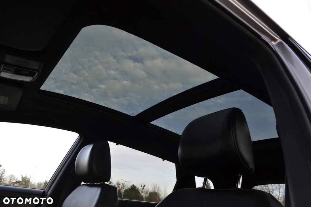 Kia Carens 1.7 CRDi Business Line 7os - 17