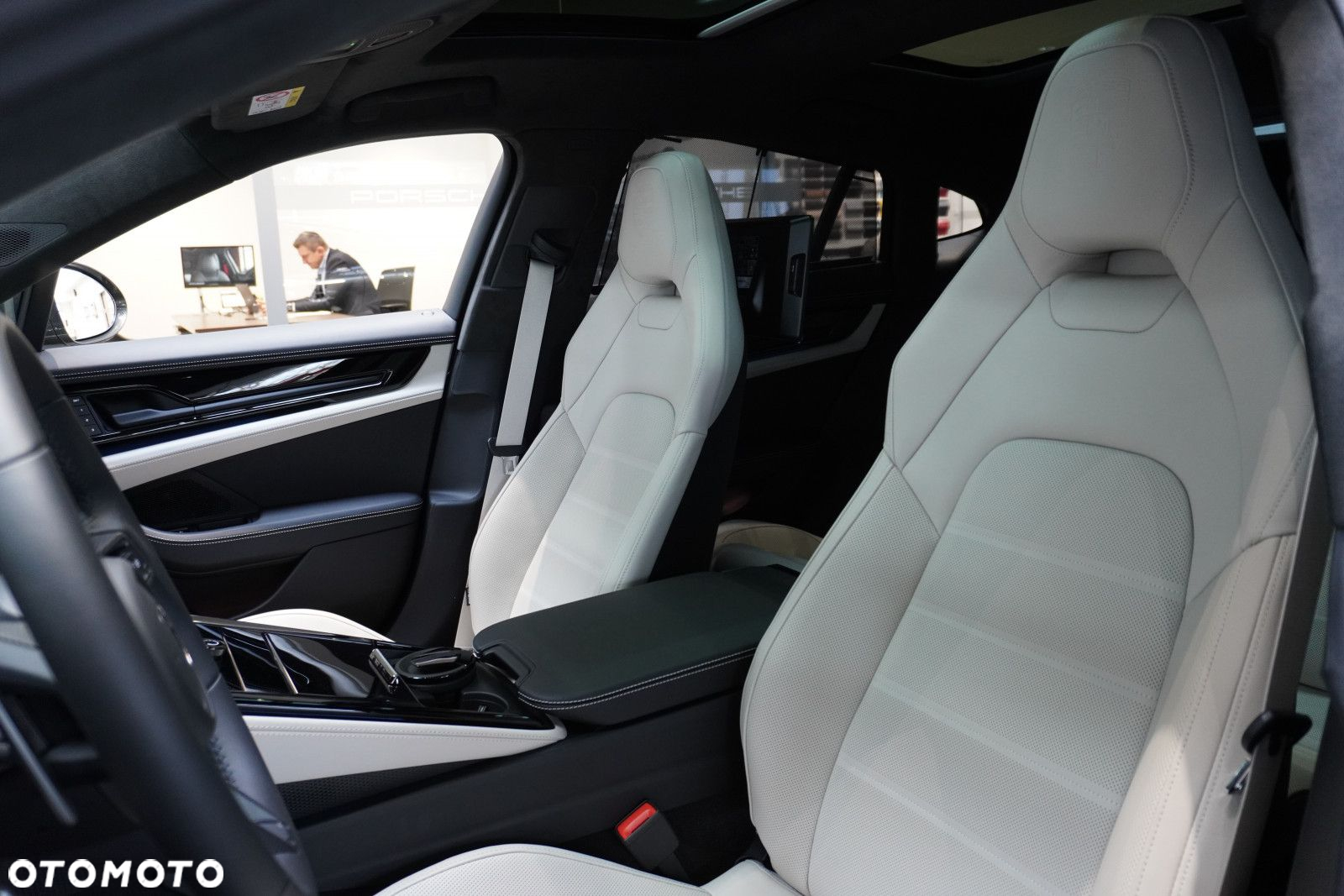Porsche Panamera - 11