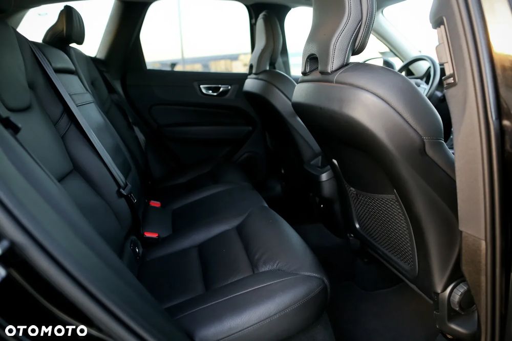 Volvo XC 60 D4 AWD Geartronic Inscription - 25