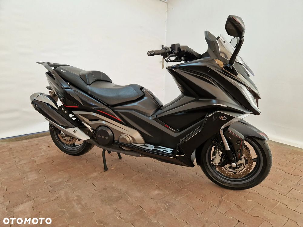 Kymco AK 550 - 5