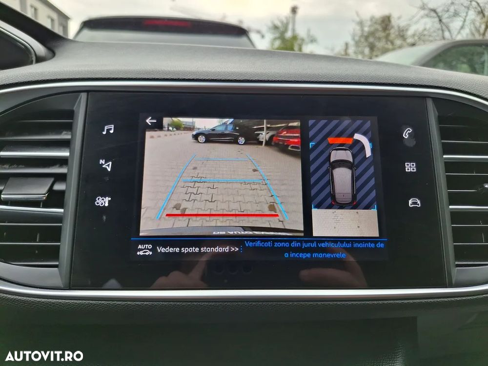 Peugeot 308 1.2 L PureTech Turbo Allure - 13