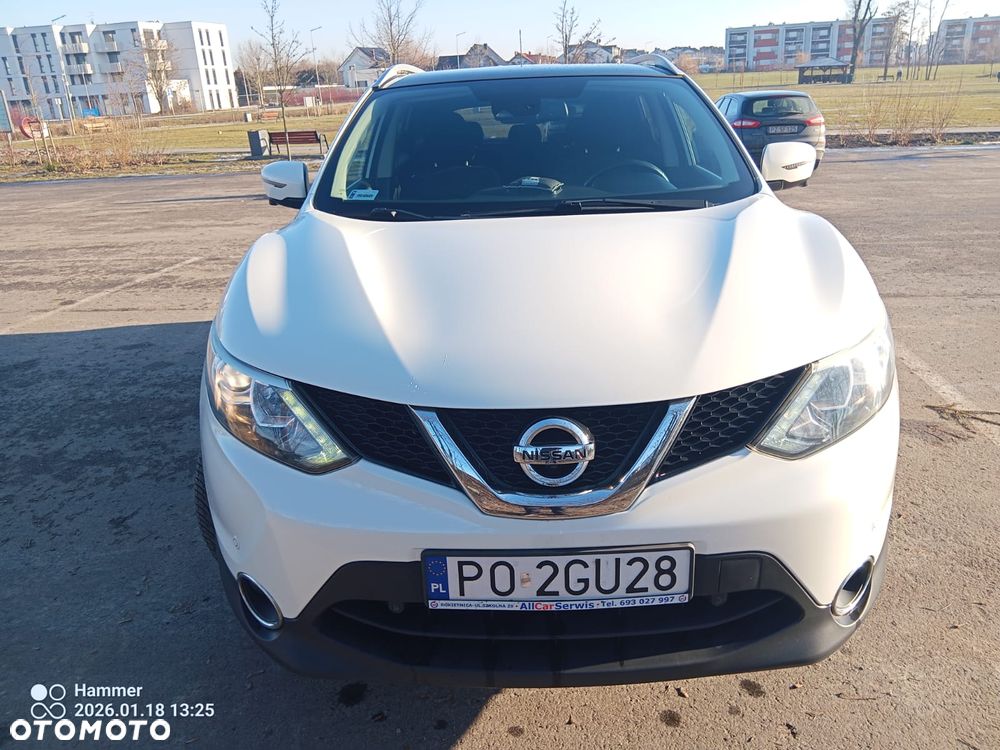 Nissan Qashqai 1.6 DIG-T N-Connecta - 1