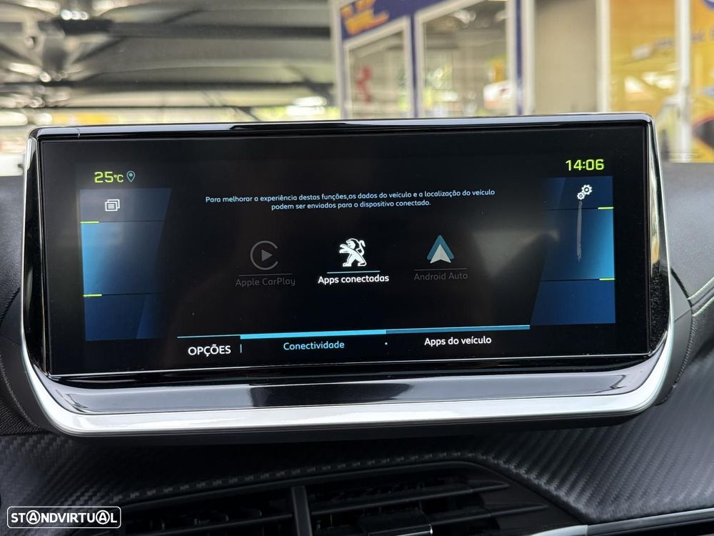 Peugeot e-208 GT - 30