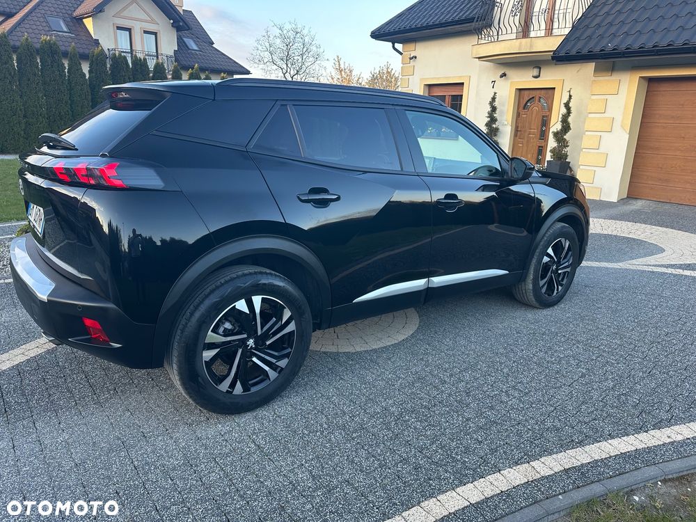 Peugeot 2008 BlueHDi 130 EAT8 Allure - 6