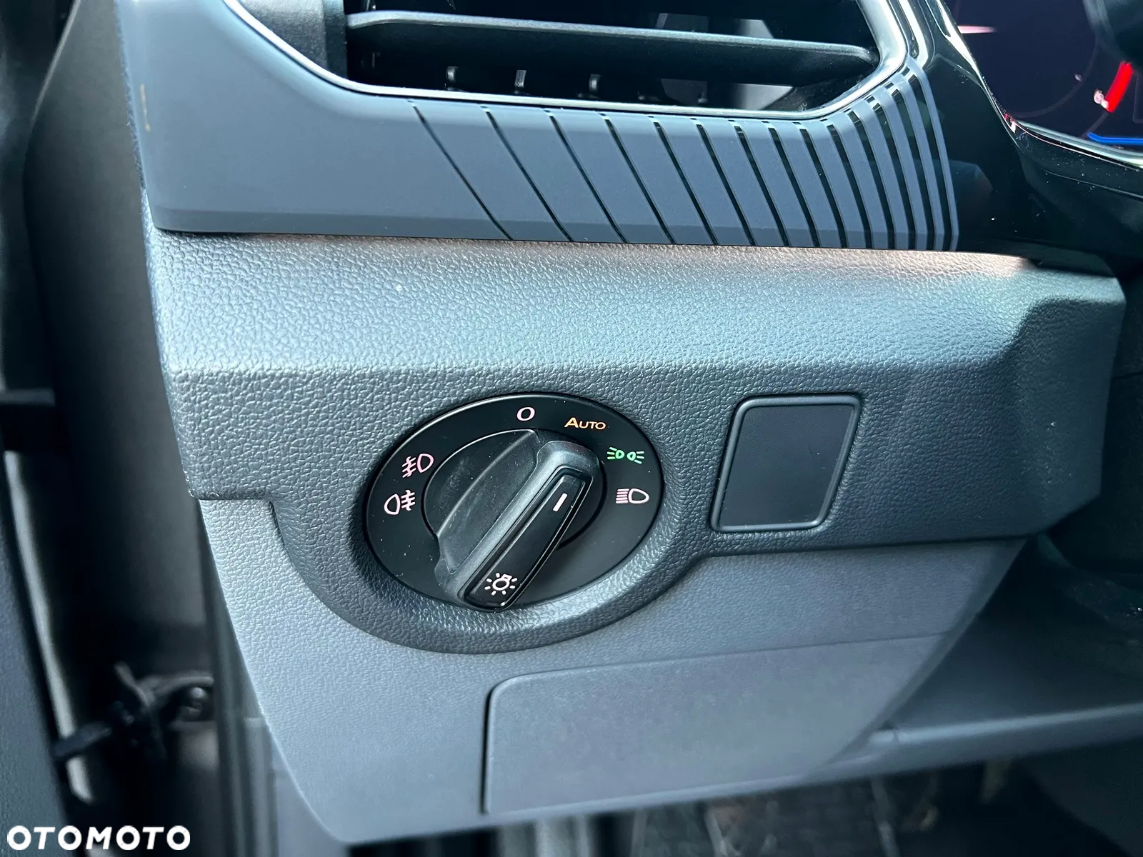 Volkswagen T-Cross - 34