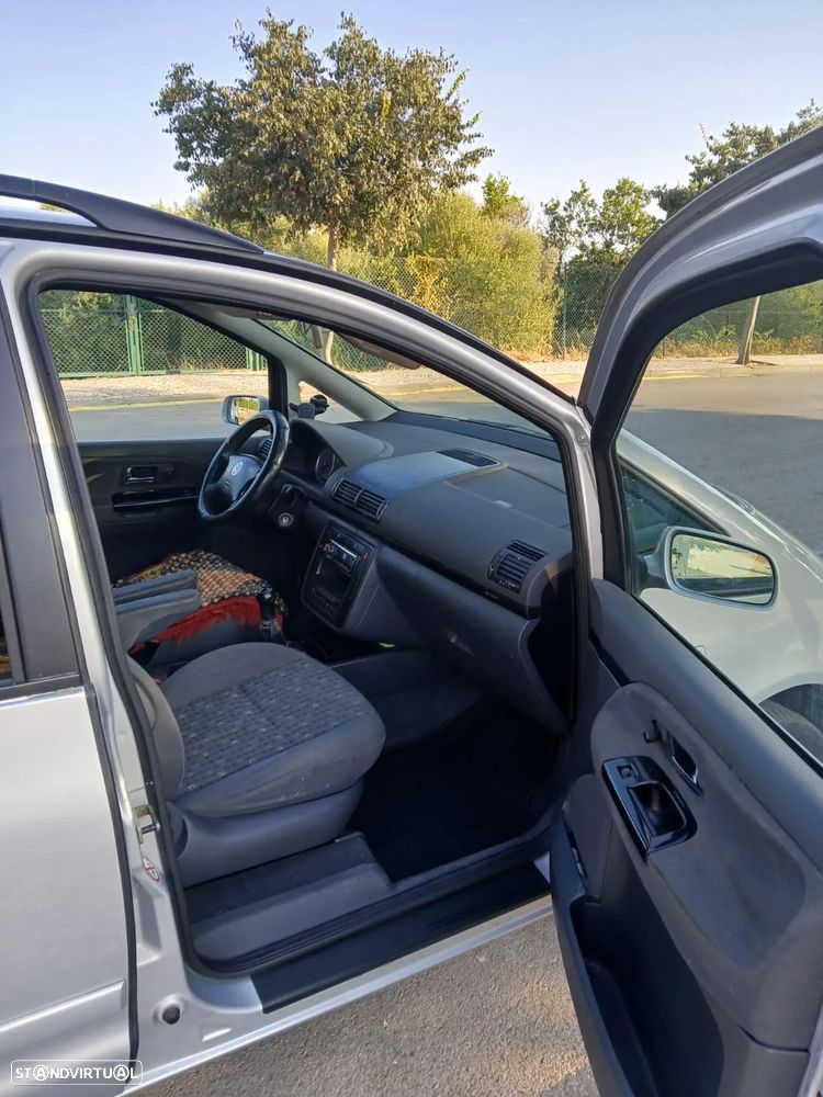 VW Sharan 1.9 TDi Confortline - 11