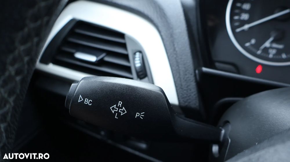 BMW Seria 1 118d Aut. - 19