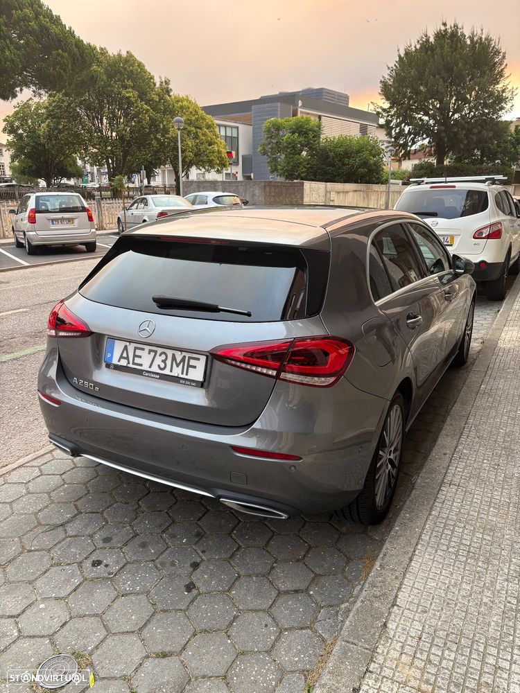 Mercedes-Benz A 250 e Style Plus - 2