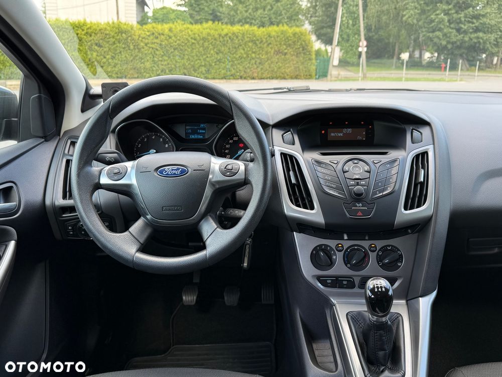 Ford Focus - 19