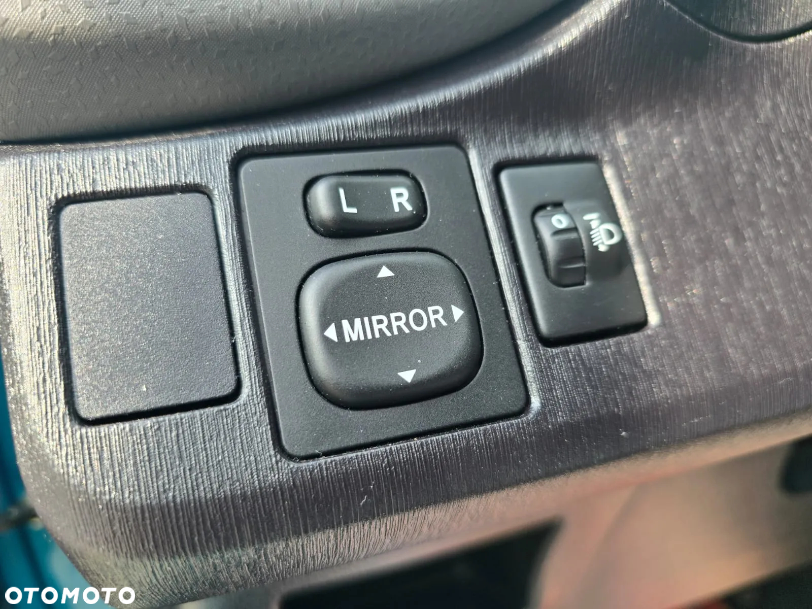 Toyota Yaris - 18