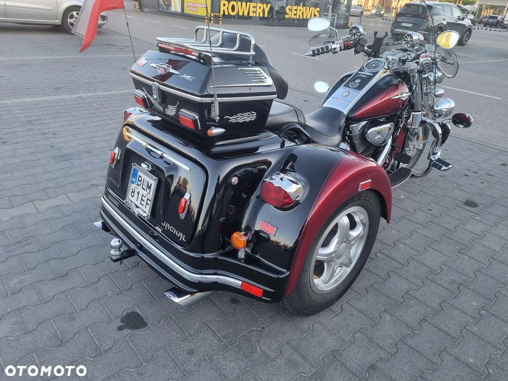 Suzuki Boulevard - 9