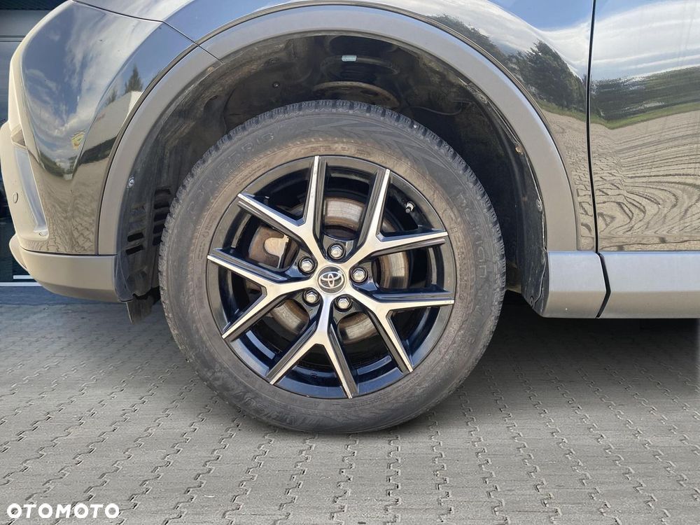 Toyota RAV4 Hybrid Style 4x4 - 19