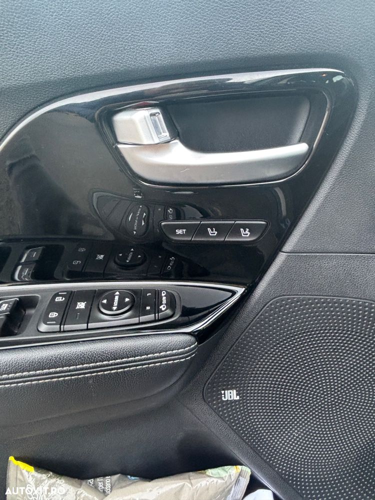 Kia Niro - 15