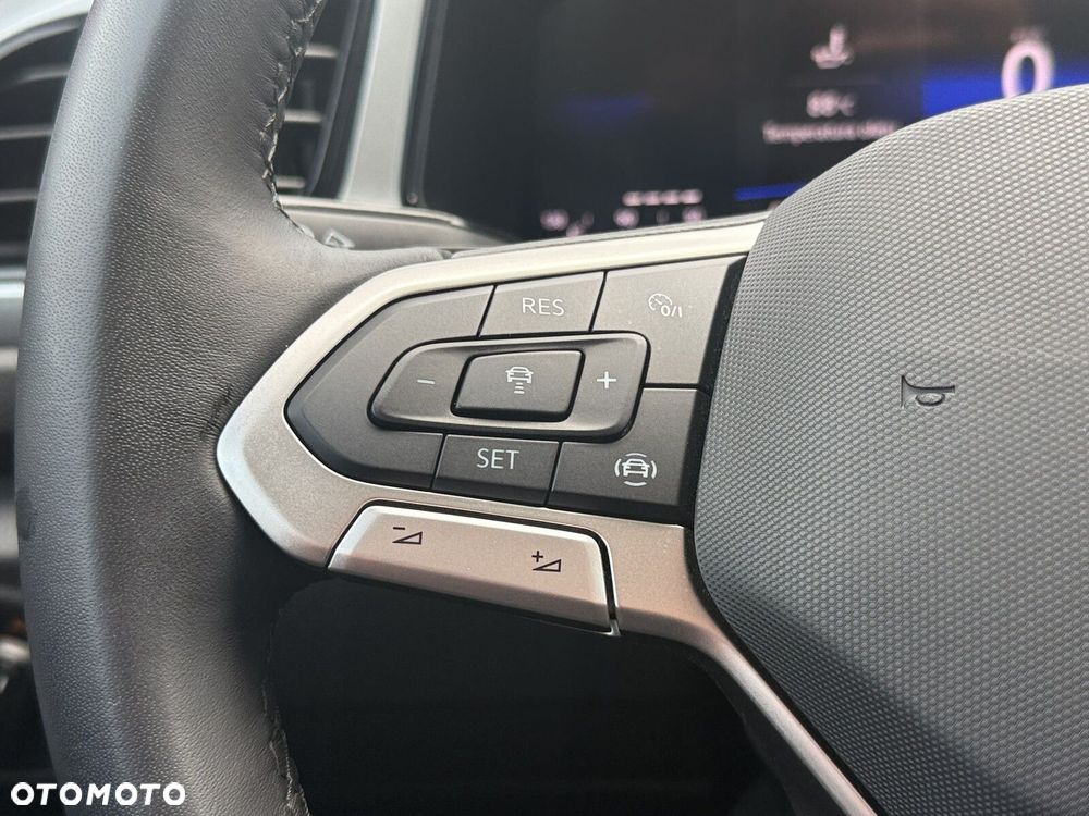 Volkswagen T-Roc 1.5 TSI Life Plus DSG - 17