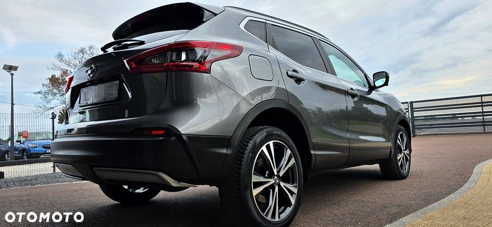 Nissan Qashqai 1.2 DIG-T Tekna Xtronic EU6 - 17