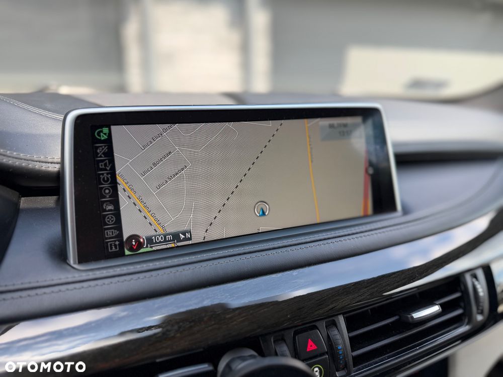 BMW X6 - 26