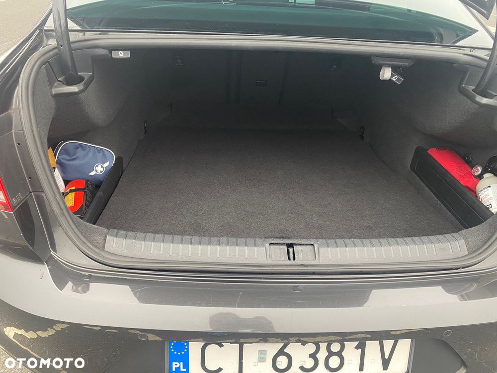 Volkswagen Passat 2.0 TDI BMT Highline DSG - 8