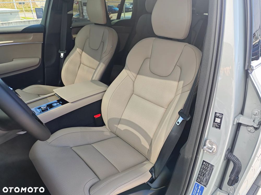Volvo XC 90 - 14