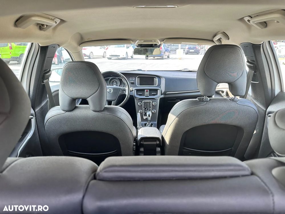 Volvo V40 Cross Country D2 Geartronic Kinetic - 9