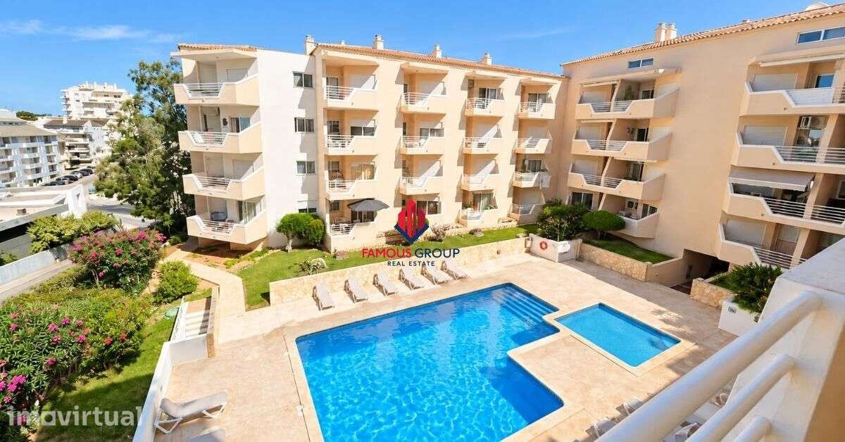 Apartamento T1 Alvor, com piscina, garagem e varanda com vista mar