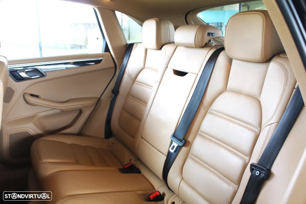 Porsche Macan S - 49