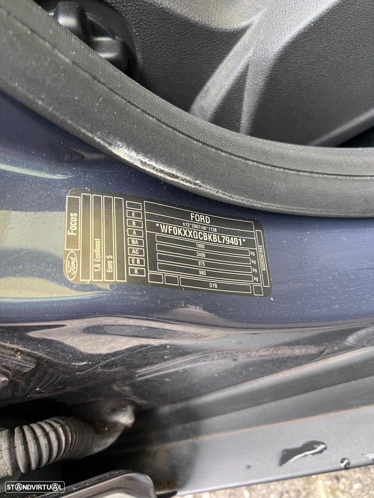 Ford Focus 1.6 EcoBoost S&S Titanium - 14