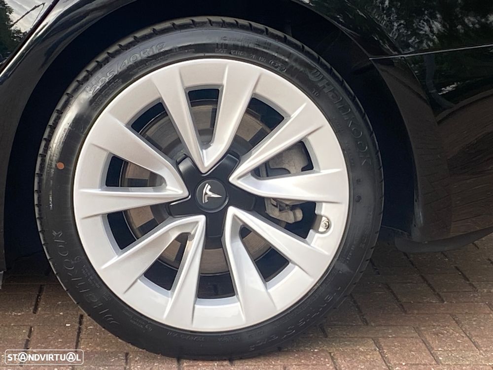 Tesla Model 3 - 33