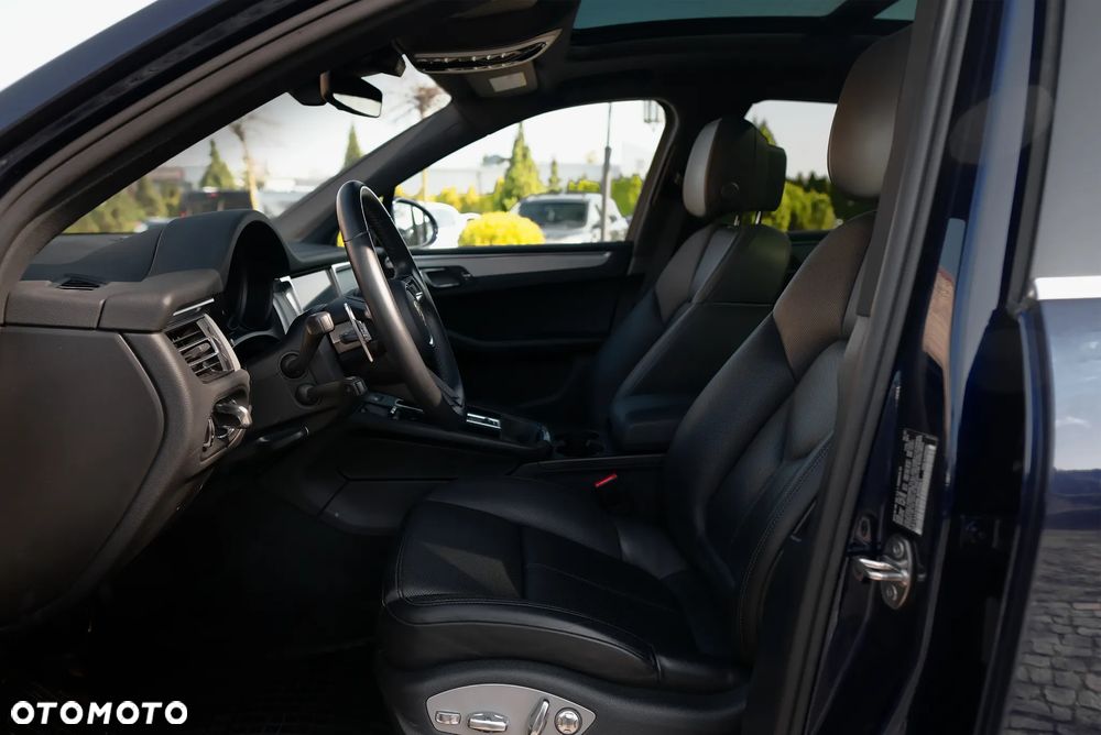 Porsche Macan T PDK - 35