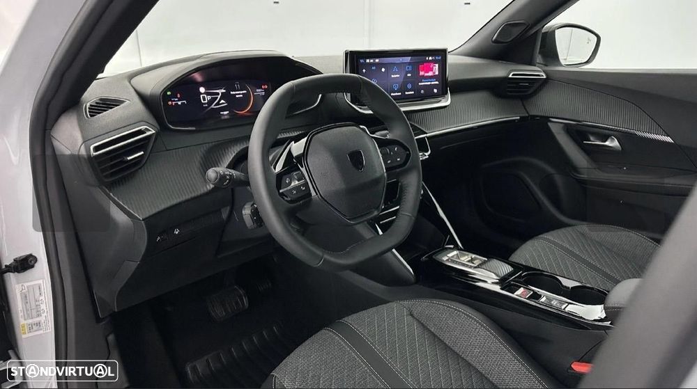 Peugeot 2008 1.5 BlueHDi Allure Pack EAT8 - 4