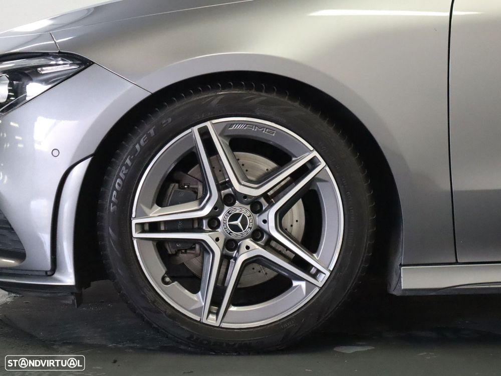 Mercedes-Benz CLA 200 d Shooting Brake AMG Line Aut. - 6
