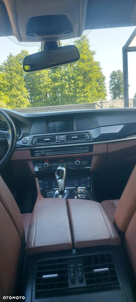 BMW Seria 5 520d - 22