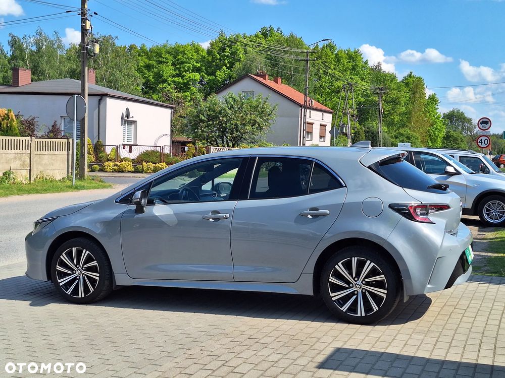 Toyota Corolla - 11