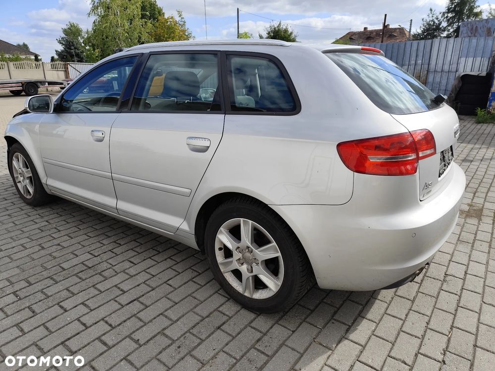 Audi A3 Sportback 1.4 TFSI Ambiente - 2