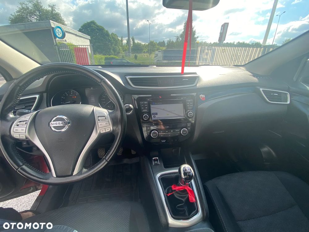 Nissan Qashqai 1.2 DIG-T N-Connecta EU6 - 9