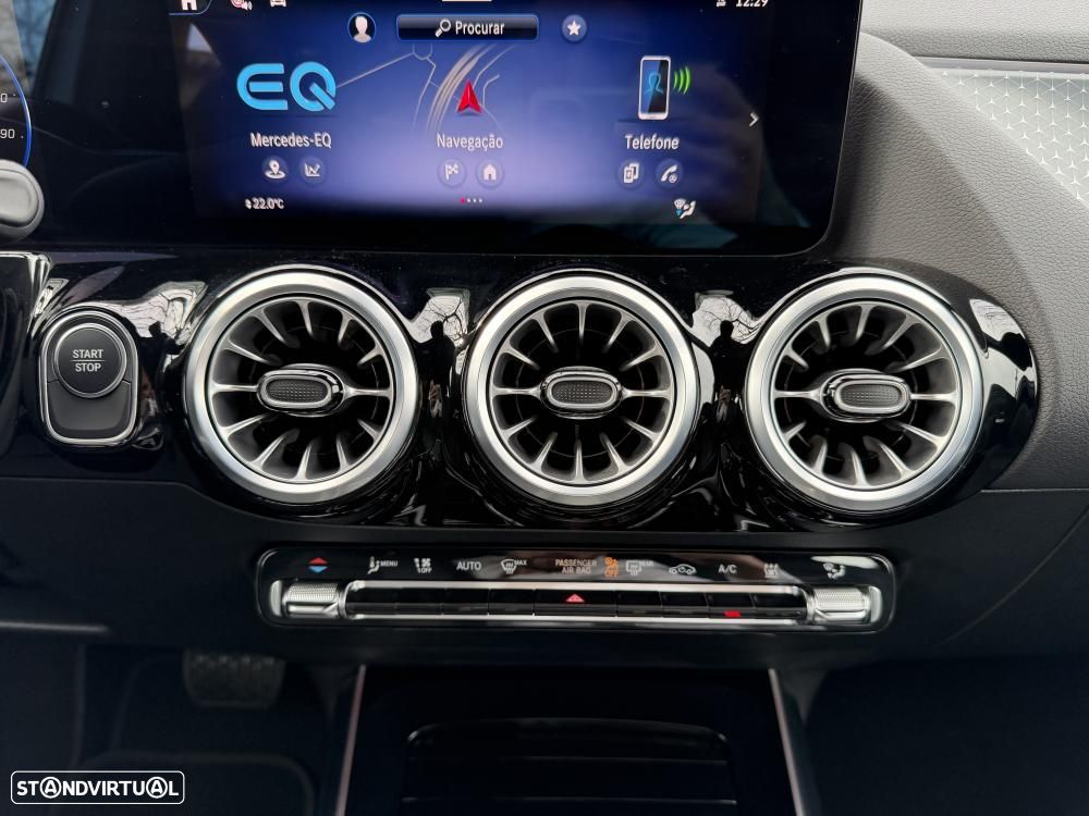 Mercedes-Benz EQA 300 4Matic Edition 1 - 27