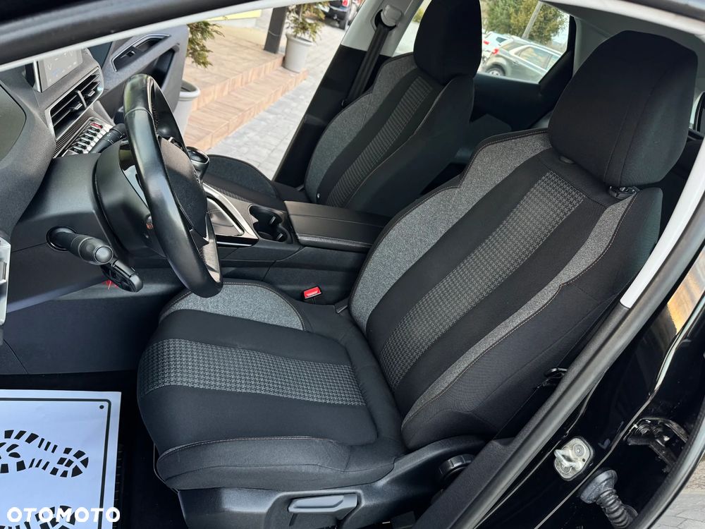 Peugeot 3008 PureTech 130 Stop & Start GPF Active - 21