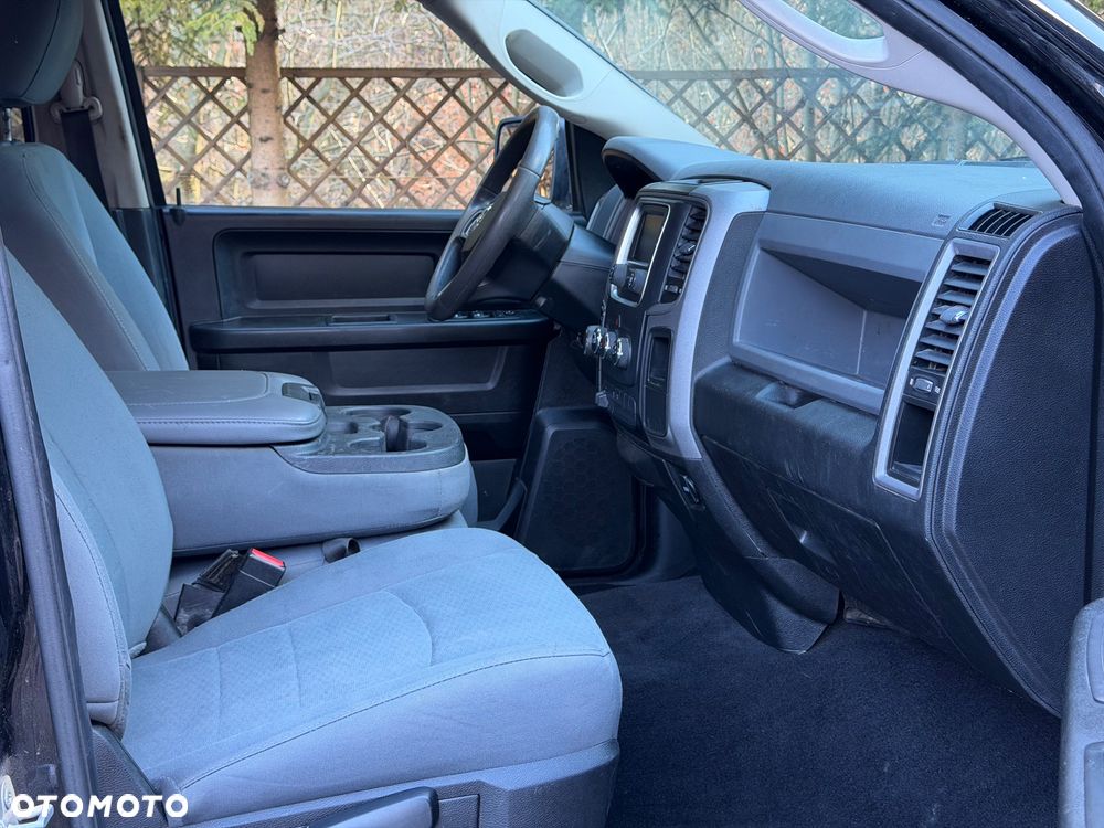 Dodge RAM 5.7 4x4 - 15