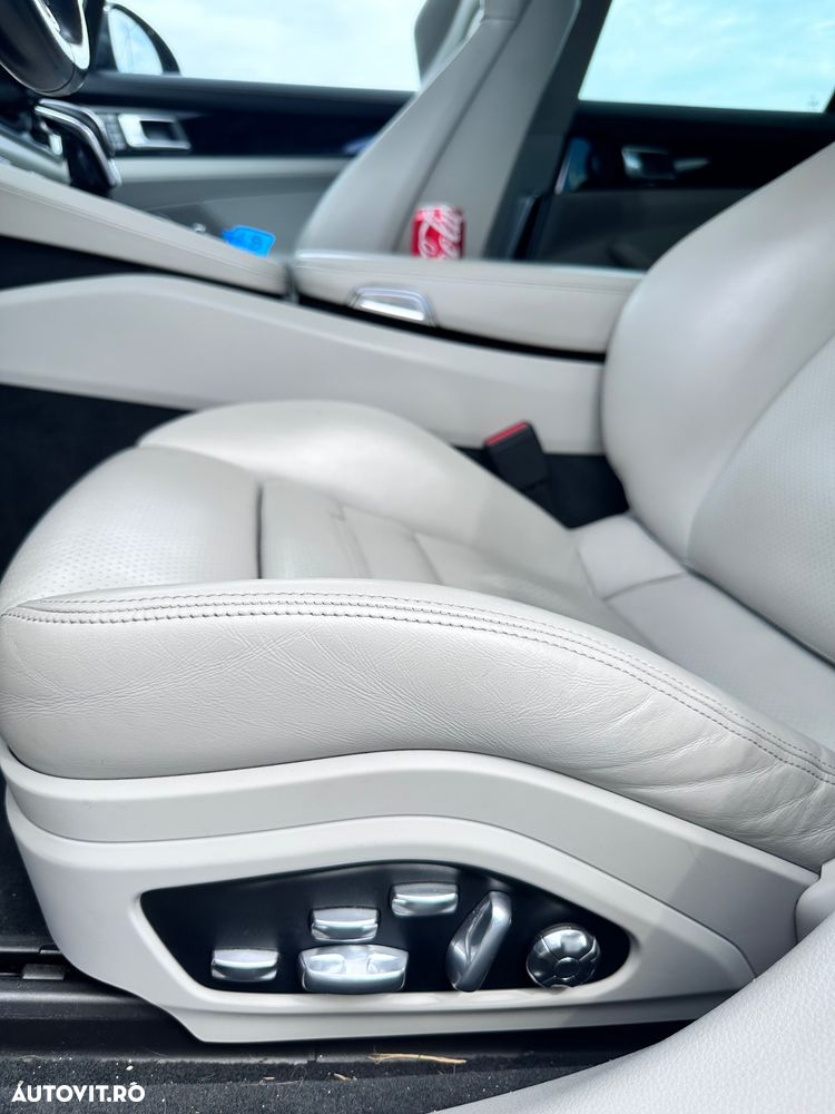 Porsche Panamera 4S E-Hybrid - 13