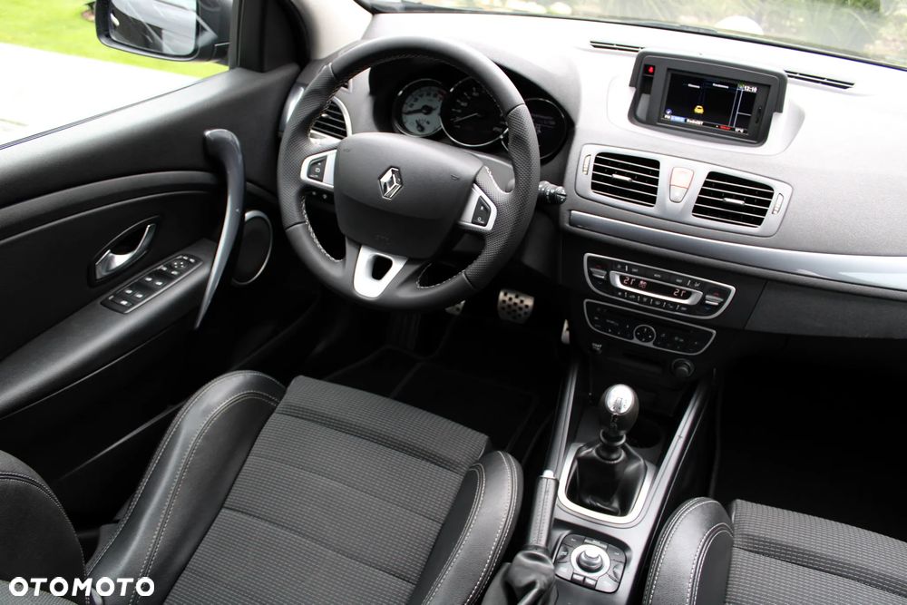 Renault Megane TCe 180 GT - 32