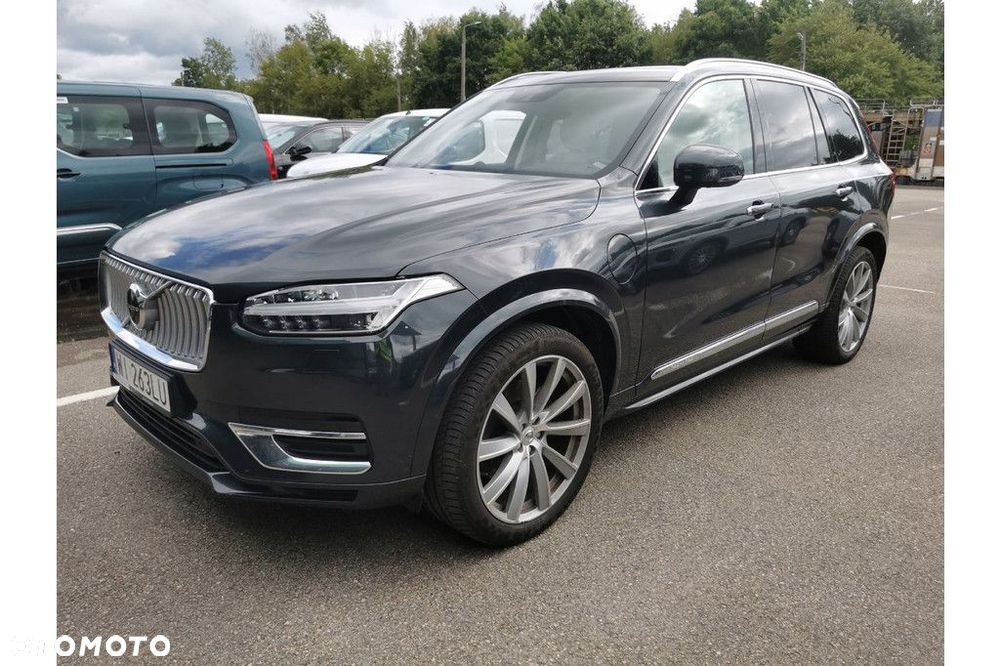 Volvo XC 90 - 1