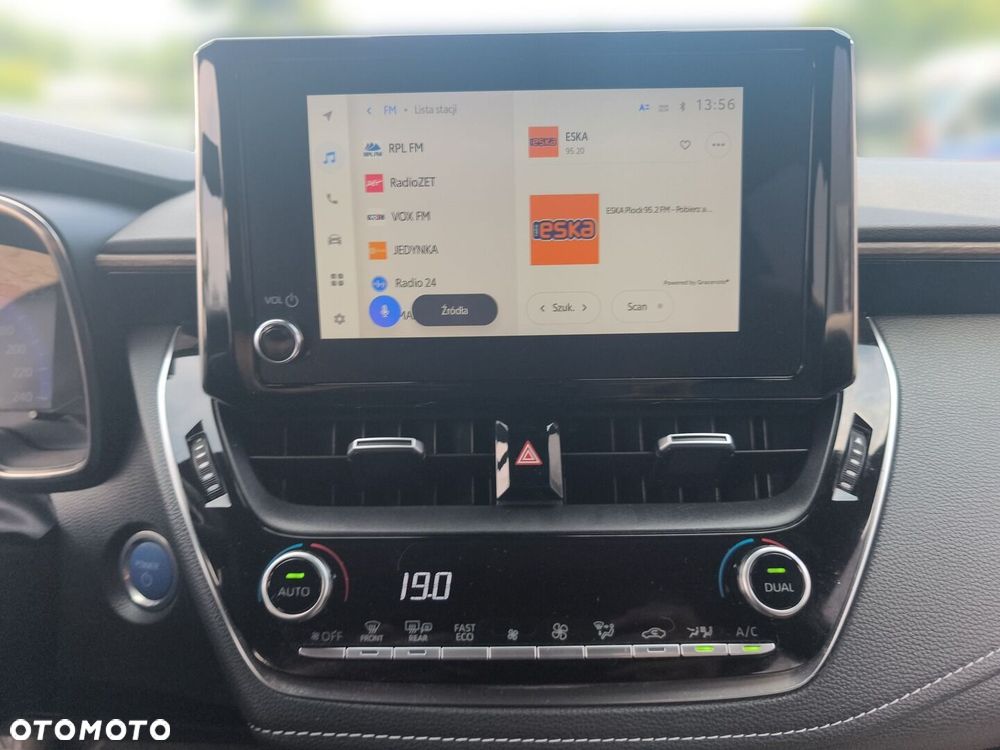 Toyota Corolla 2.0 Hybrid Trek - 20