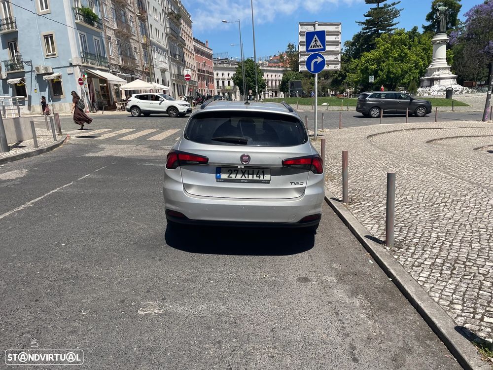 Fiat Tipo Station Wagon 1.3 M-Jet Lounge - 5