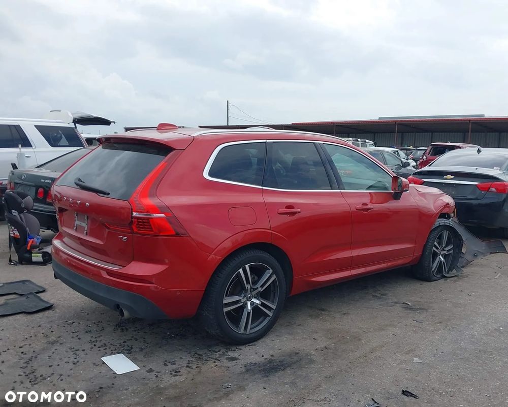 Volvo XC 60 T5 AWD Geartronic Momentum Pro - 3