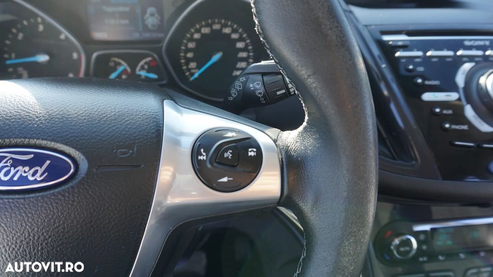 Ford Kuga 2.0 TDCi 4x4 Aut. Titanium - 23