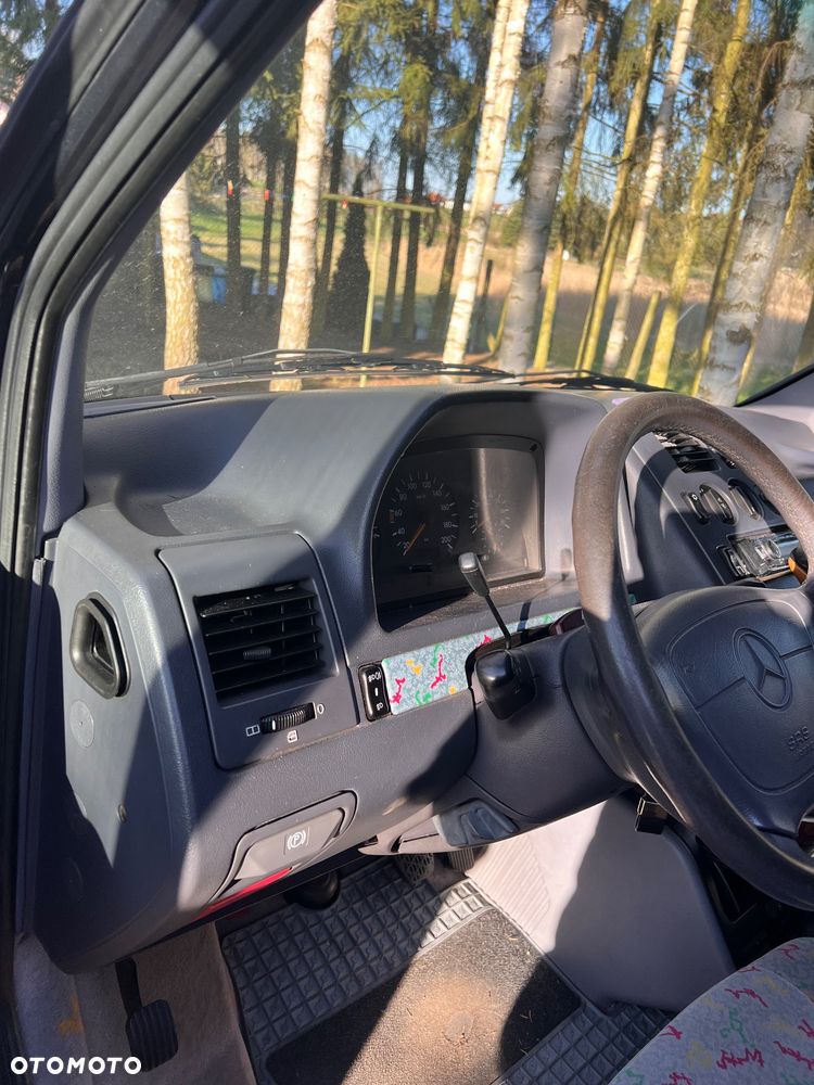 Mercedes-Benz Klasa V - 11